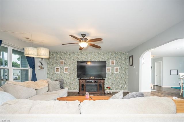 8008 Merritt ST, Norfolk, VA 23518