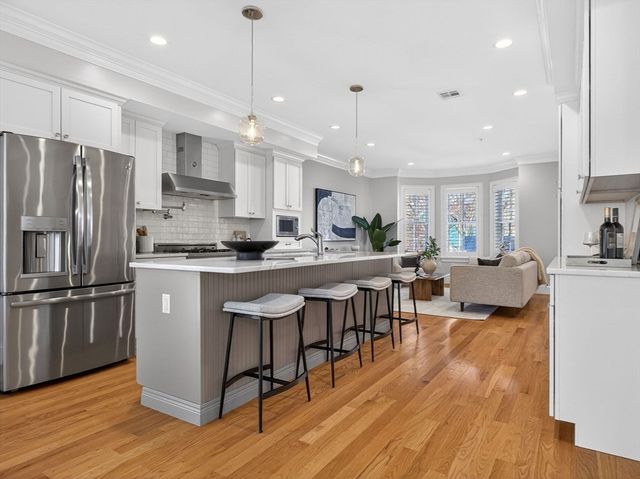 213 Lamartine St 213A, Boston, MA 02130