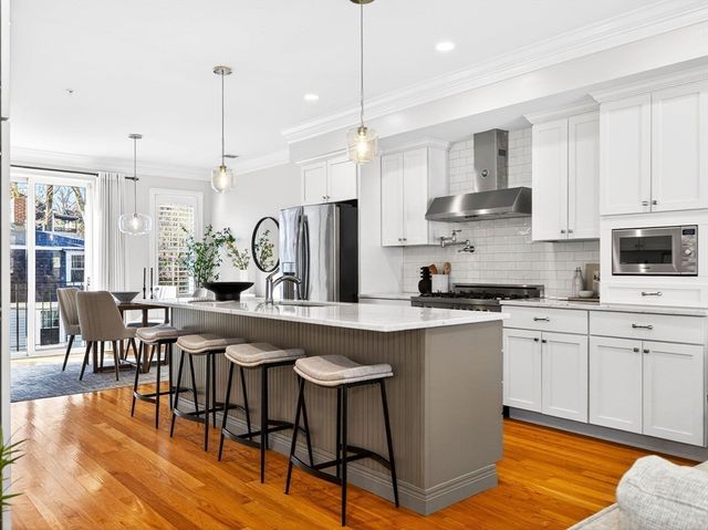 213 Lamartine St 213A, Boston, MA 02130