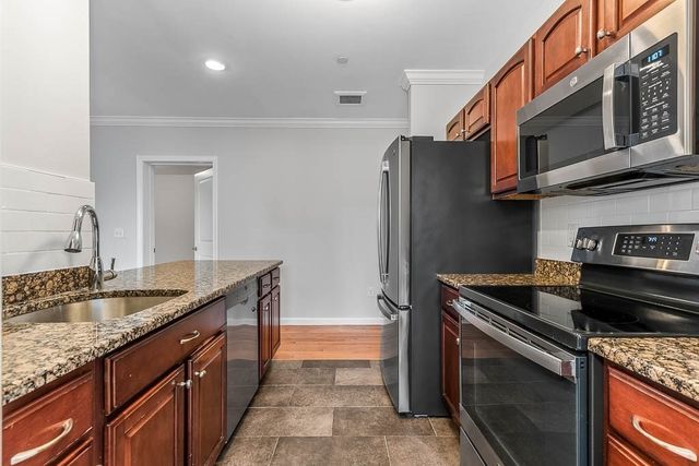 446 Belgrade Ave 208, Boston, MA 02132