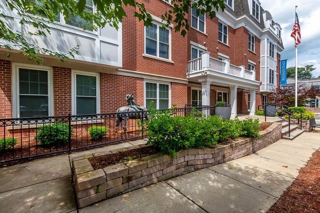 446 Belgrade Ave 208, Boston, MA 02132