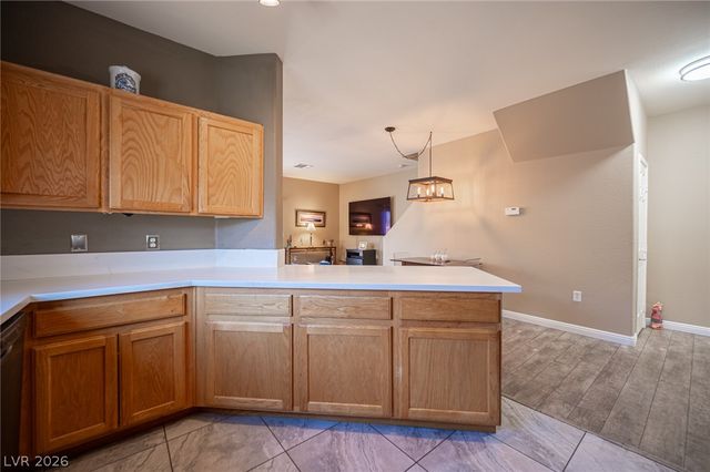 6313 Sandy Ridge Street 101, North Las Vegas, NV 89081