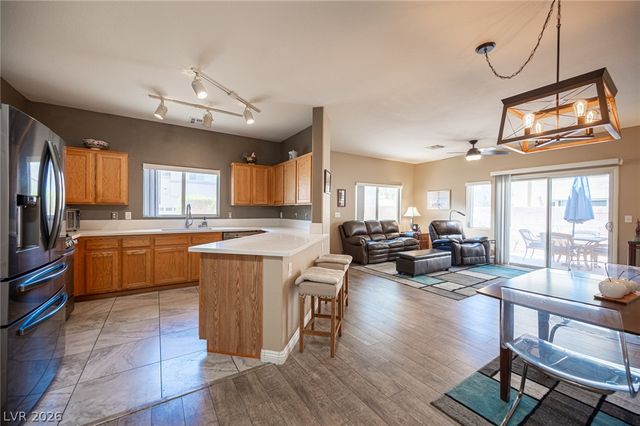 6313 Sandy Ridge Street 101, North Las Vegas, NV 89081