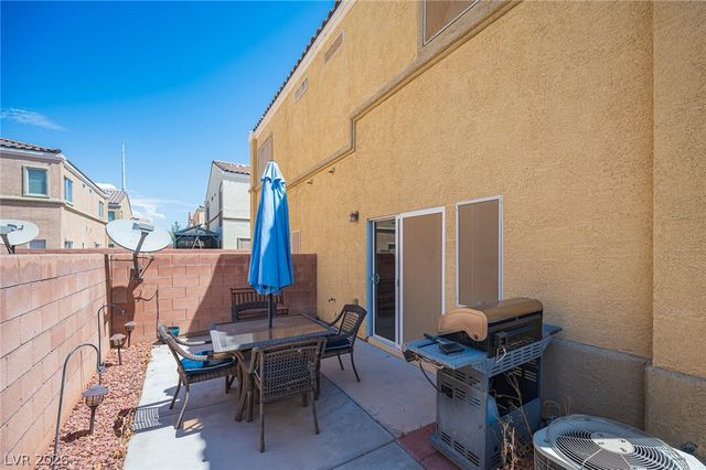 6313 Sandy Ridge Street 101, North Las Vegas, NV 89081