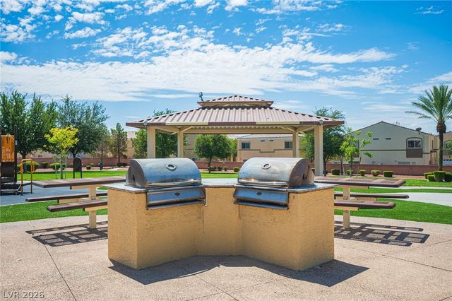 6313 Sandy Ridge Street 101, North Las Vegas, NV 89081