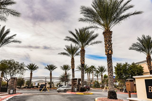 6313 Sandy Ridge Street 101, North Las Vegas, NV 89081