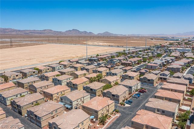 6313 Sandy Ridge Street 101, North Las Vegas, NV 89081