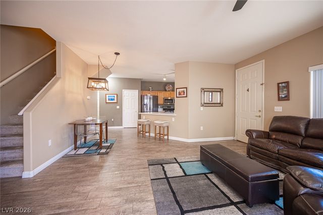 6313 Sandy Ridge Street 101, North Las Vegas, NV 89081
