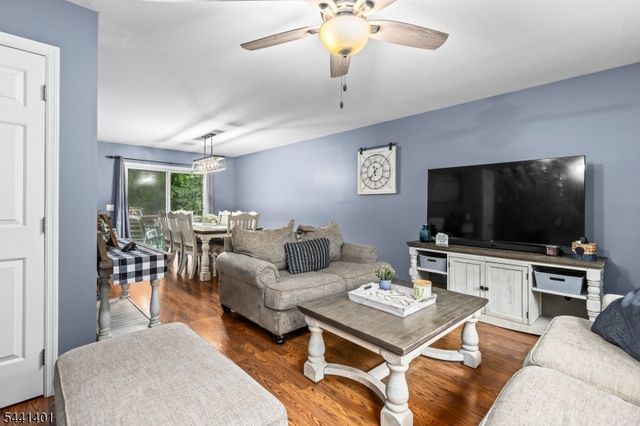 13 Cranberry Ledge Rd, Byram Twp., NJ 07821
