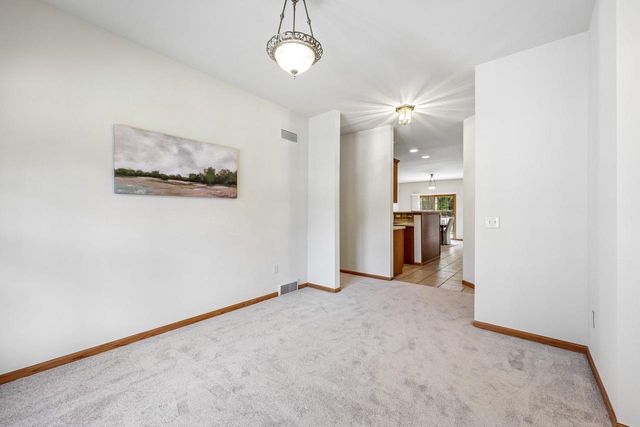 1148 Bluebird Trail, Waunakee, WI 53597