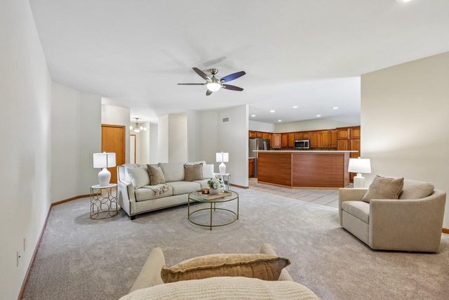 1148 Bluebird Trail, Waunakee, WI 53597