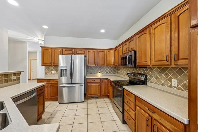 1148 Bluebird Trail, Waunakee, WI 53597
