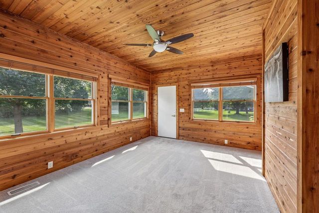 1148 Bluebird Trail, Waunakee, WI 53597