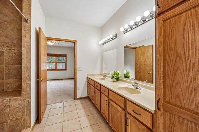 1148 Bluebird Trail, Waunakee, WI 53597