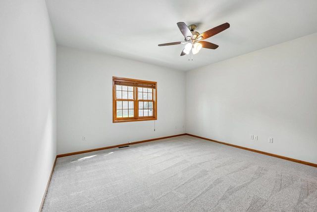 1148 Bluebird Trail, Waunakee, WI 53597