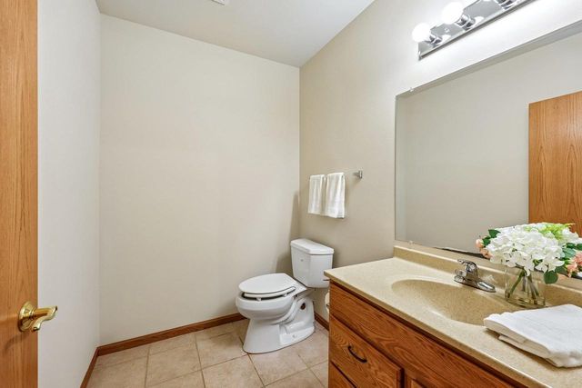 1148 Bluebird Trail, Waunakee, WI 53597
