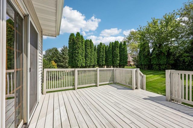 1148 Bluebird Trail, Waunakee, WI 53597