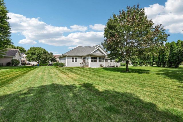 1148 Bluebird Trail, Waunakee, WI 53597