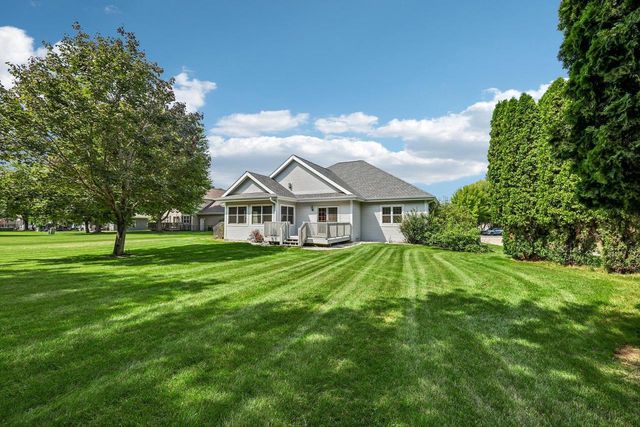 1148 Bluebird Trail, Waunakee, WI 53597