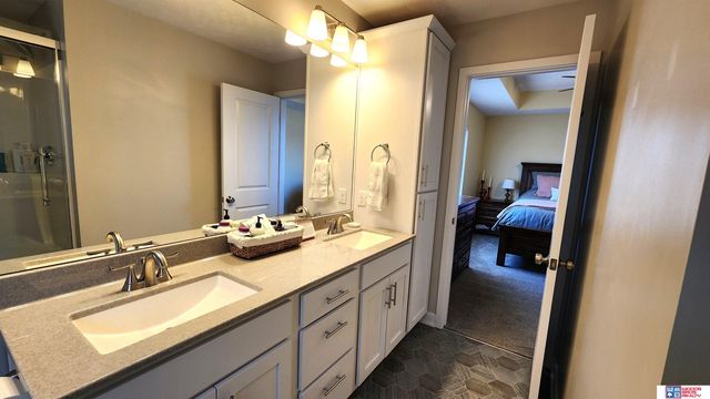 4246 W Rebecca Lane, Lincoln, NE 68528