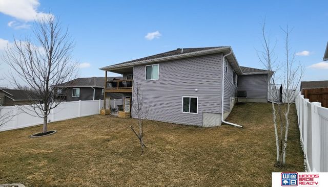 4246 W Rebecca Lane, Lincoln, NE 68528