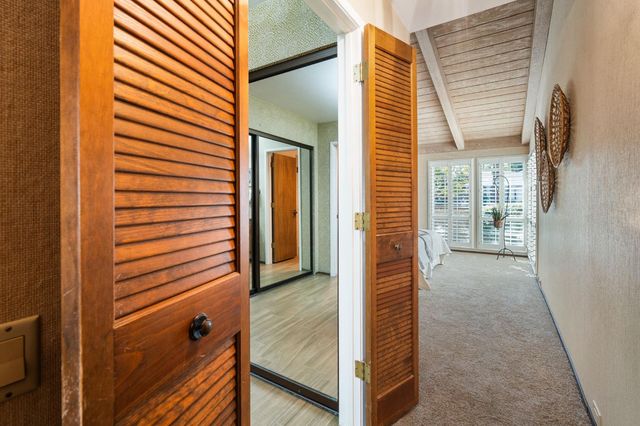 8035 Kingswood Dr, Citrus Heights, CA 95610