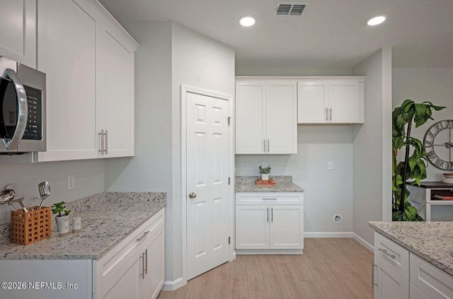 13735 CHEYNE Road, Jacksonville, FL 32224