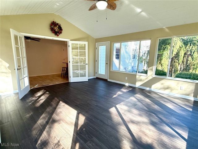 120 Woodcrest Dr, Marietta, OH 45750