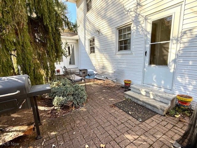 120 Woodcrest Dr, Marietta, OH 45750