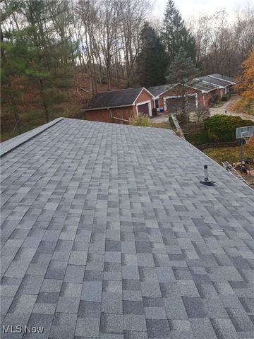 120 Woodcrest Dr, Marietta, OH 45750