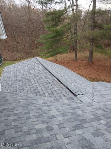 120 Woodcrest Dr, Marietta, OH 45750