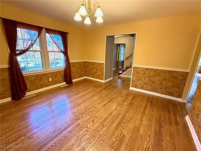 120 Woodcrest Dr, Marietta, OH 45750