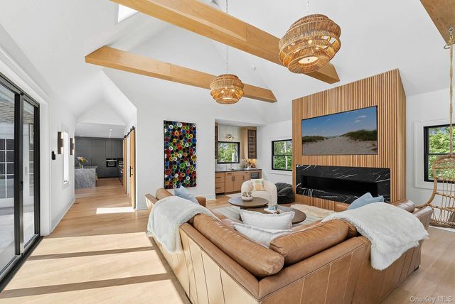 1 Fox Crossing, Sag Harbor, NY 11963
