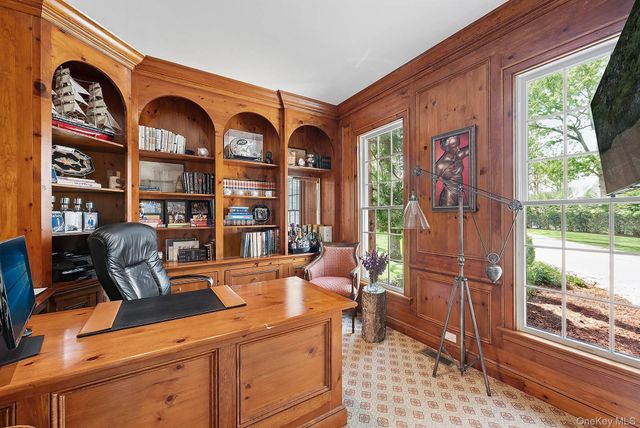1 Fox Crossing, Sag Harbor, NY 11963