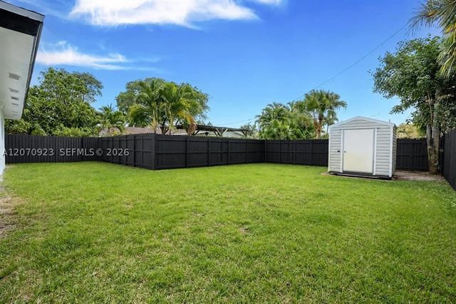 3468 NE 17th Ave 2, Oakland Park, FL 33334