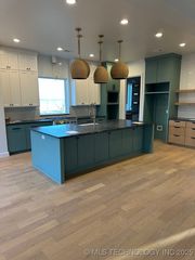 12145 Sunrise Ridge Loop, Kingston, OK 73439