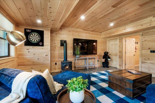 145 Hanson Drive, Moultonborough, NH 03254