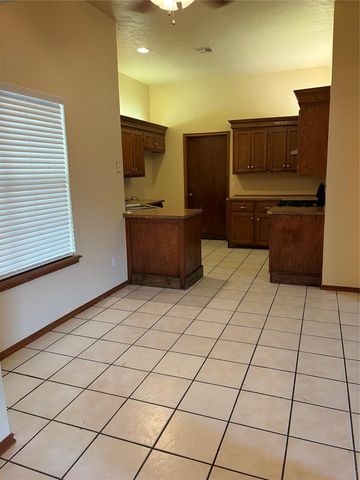 14516 S Hudson Avenue, Oklahoma City, OK 73170
