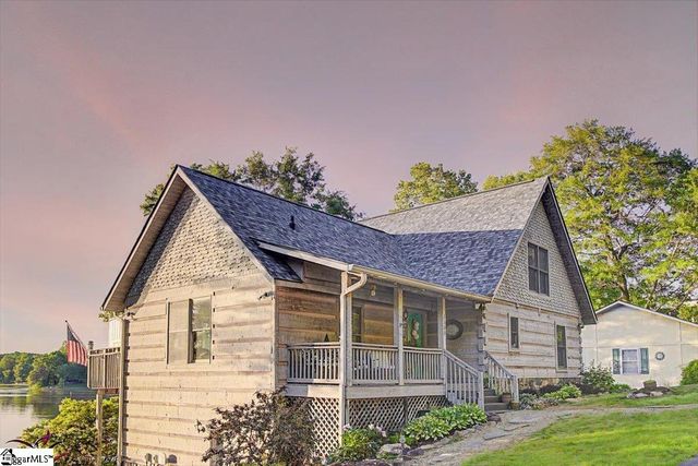 1113 Dickson Road, Campobello, SC 29322