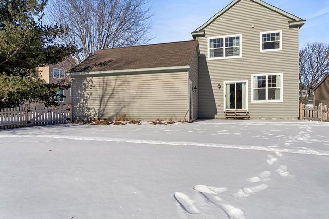 30 Founders Green, Hudson, WI 54016