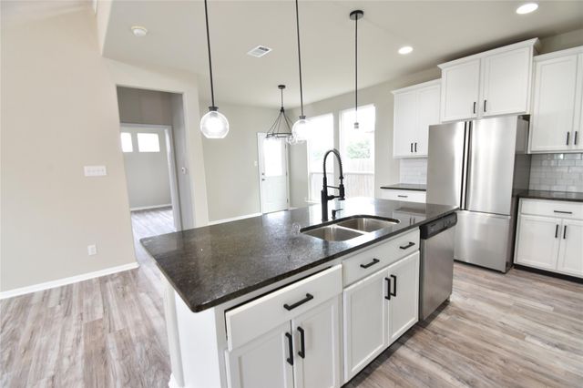 12008 Corsicana TRL 22, Manor, TX 78653