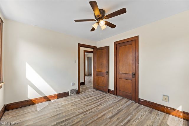 1480 Huguelet Street, Akron, OH 44305