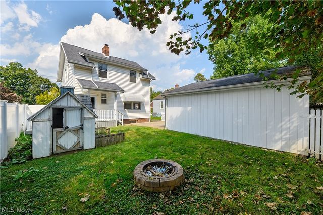1480 Huguelet Street, Akron, OH 44305