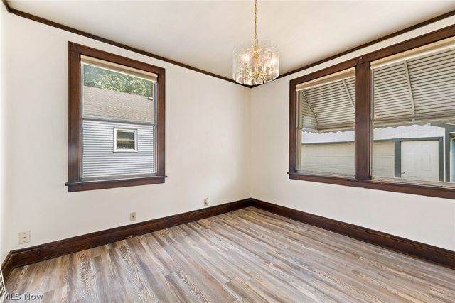 1480 Huguelet Street, Akron, OH 44305