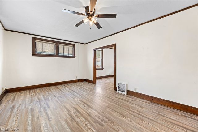 1480 Huguelet Street, Akron, OH 44305