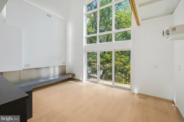 3927 GEORGETOWN CT NW, Washington, DC 20007