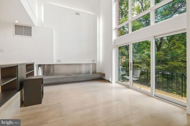 3927 GEORGETOWN CT NW, Washington, DC 20007