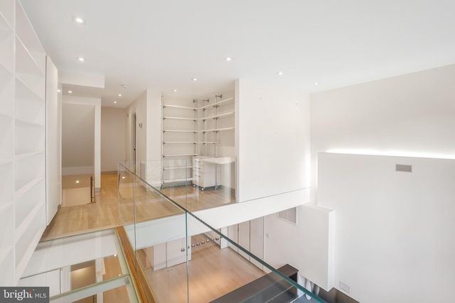 3927 GEORGETOWN CT NW, Washington, DC 20007