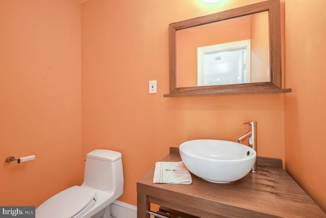 3927 GEORGETOWN CT NW, Washington, DC 20007