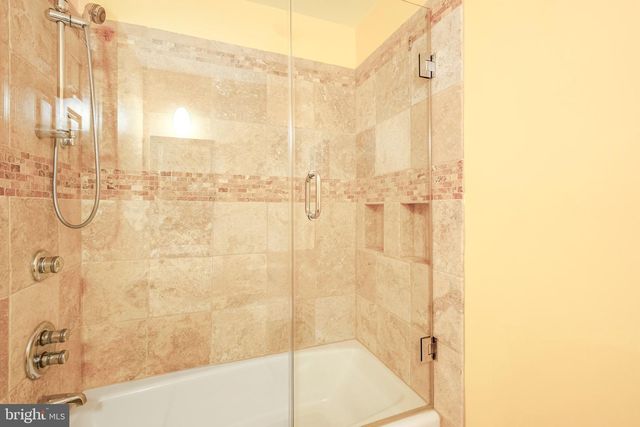 3927 GEORGETOWN CT NW, Washington, DC 20007